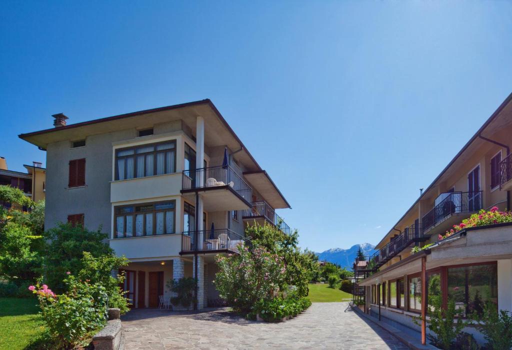 Hotel Astra Tignale Zimmer foto